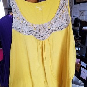 Yellow sleeveless top